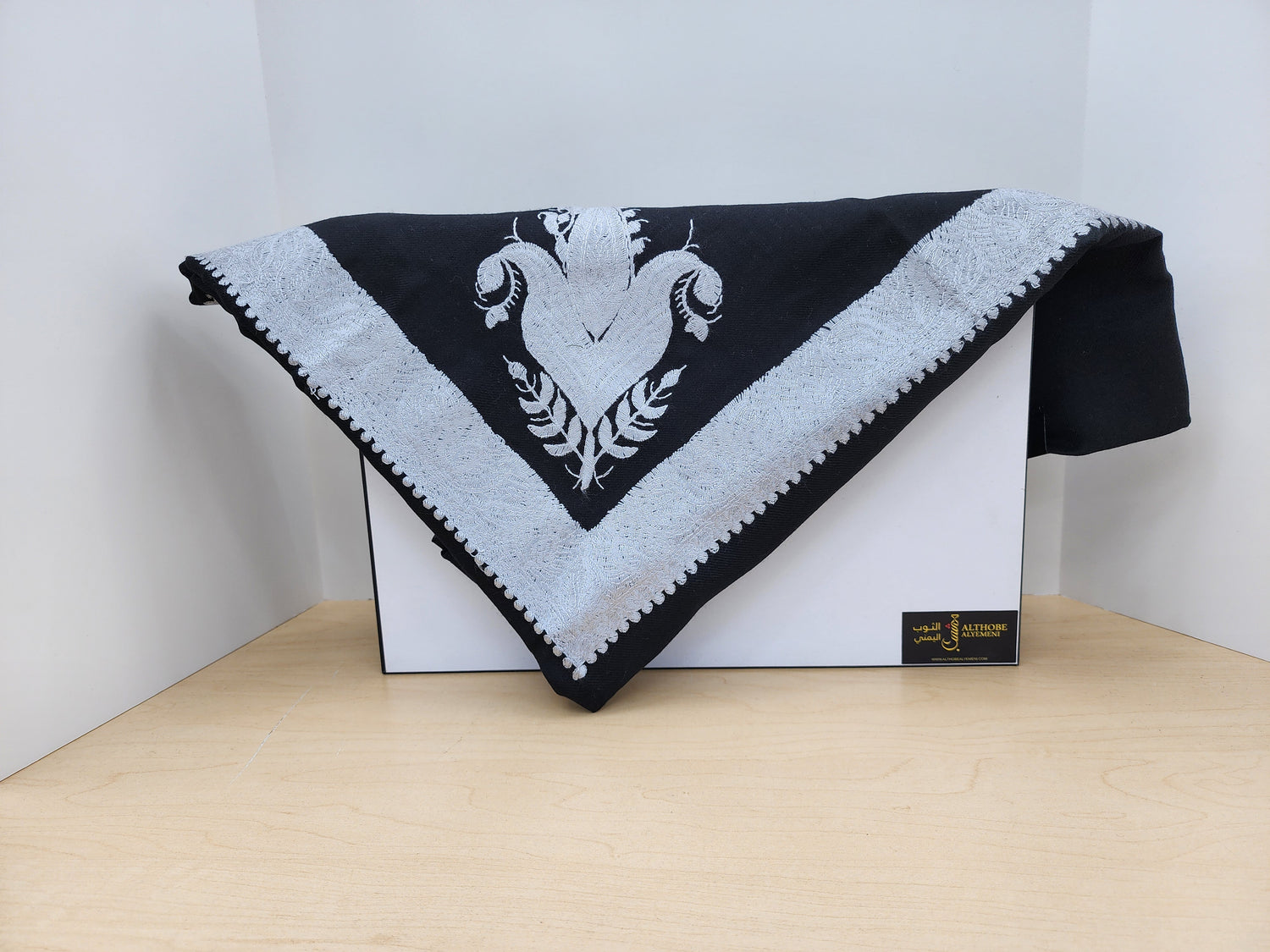 Men Shall - شال رجالي