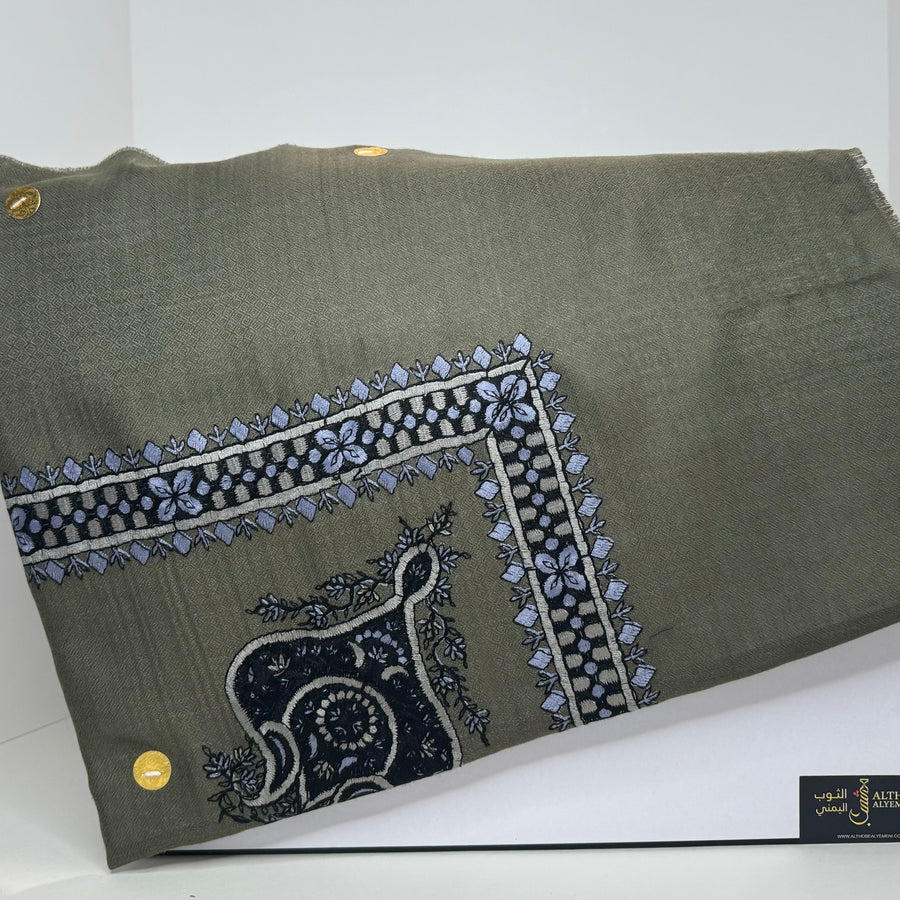 Sandals and shawl