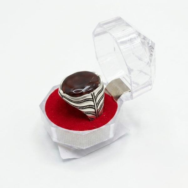Yemeni eaqiq Rings