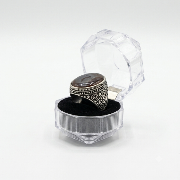 Yemeni eaqiq Rings