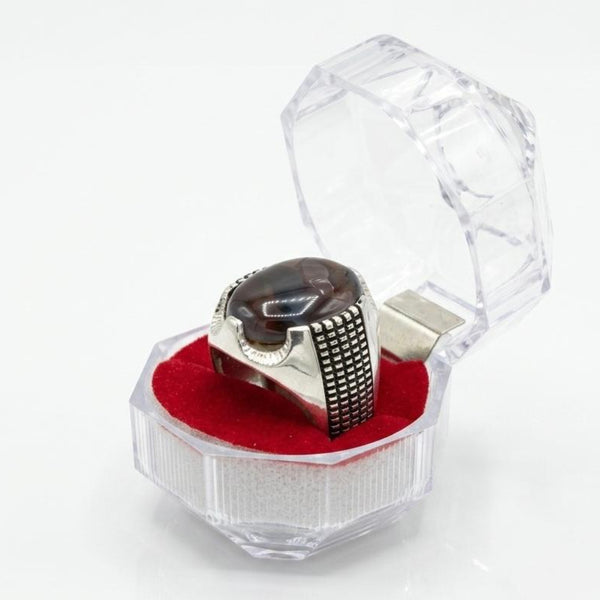 Yemeni eaqiq Rings