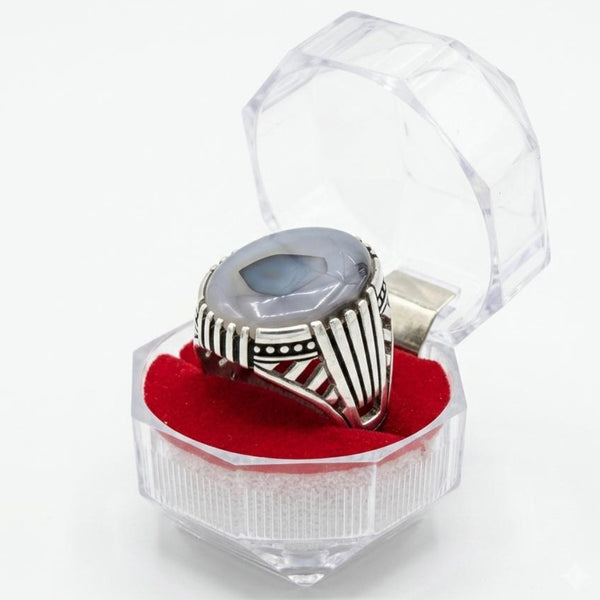 Yemeni eaqiq Rings