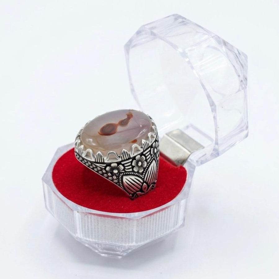 Yemeni eaqiq Rings
