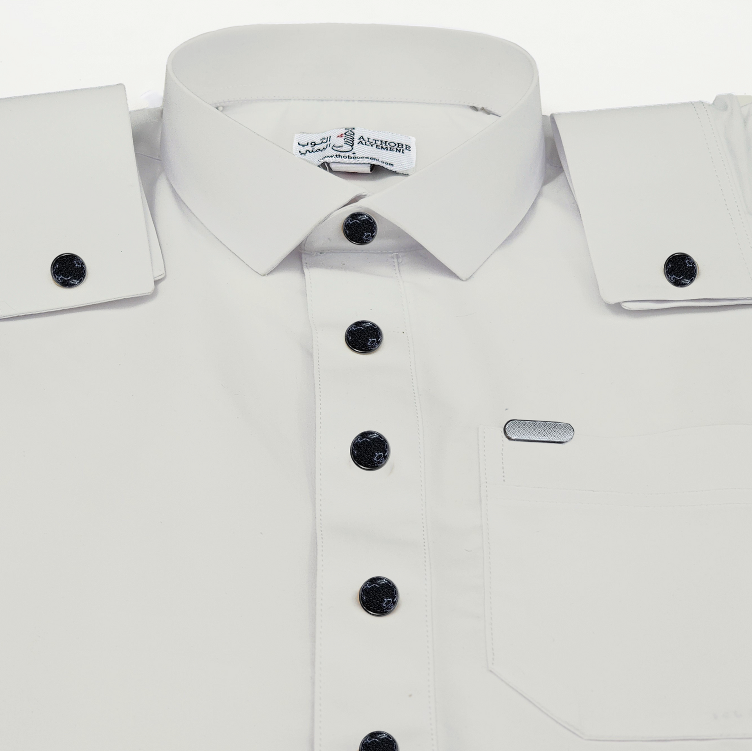 أثواب الثوب اليمني - Our branded thobes