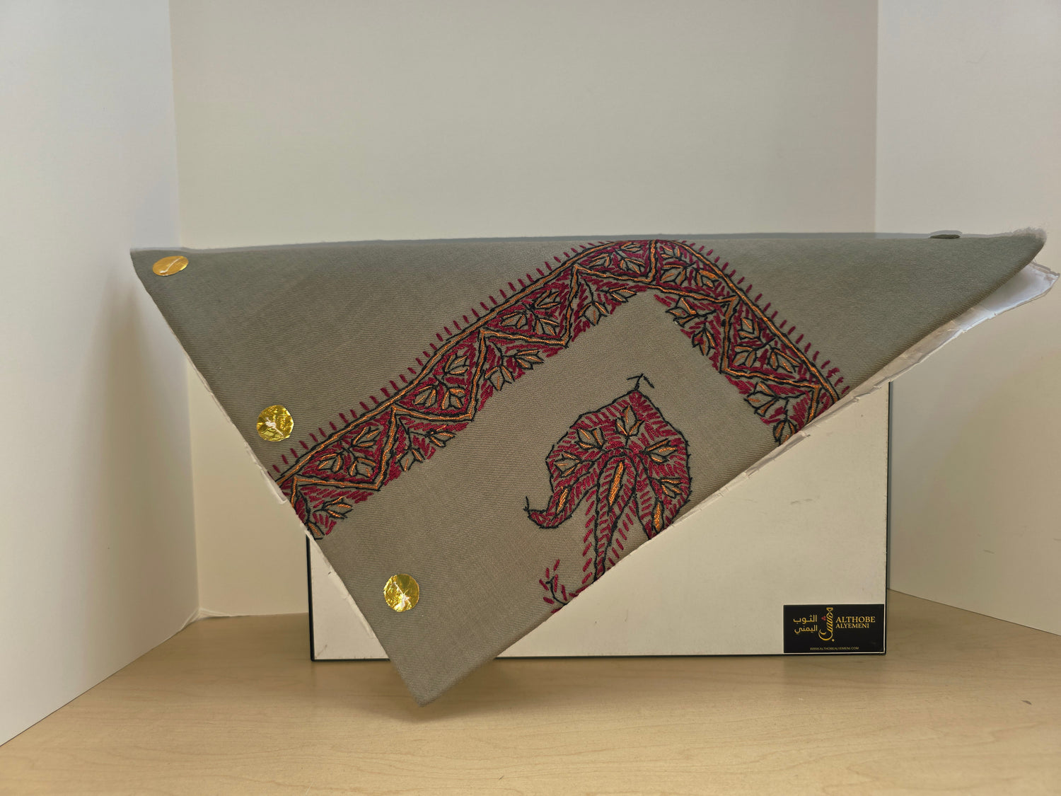 10157 Men Kashmiri Super Terma - شال كشميري سوبر ترمه