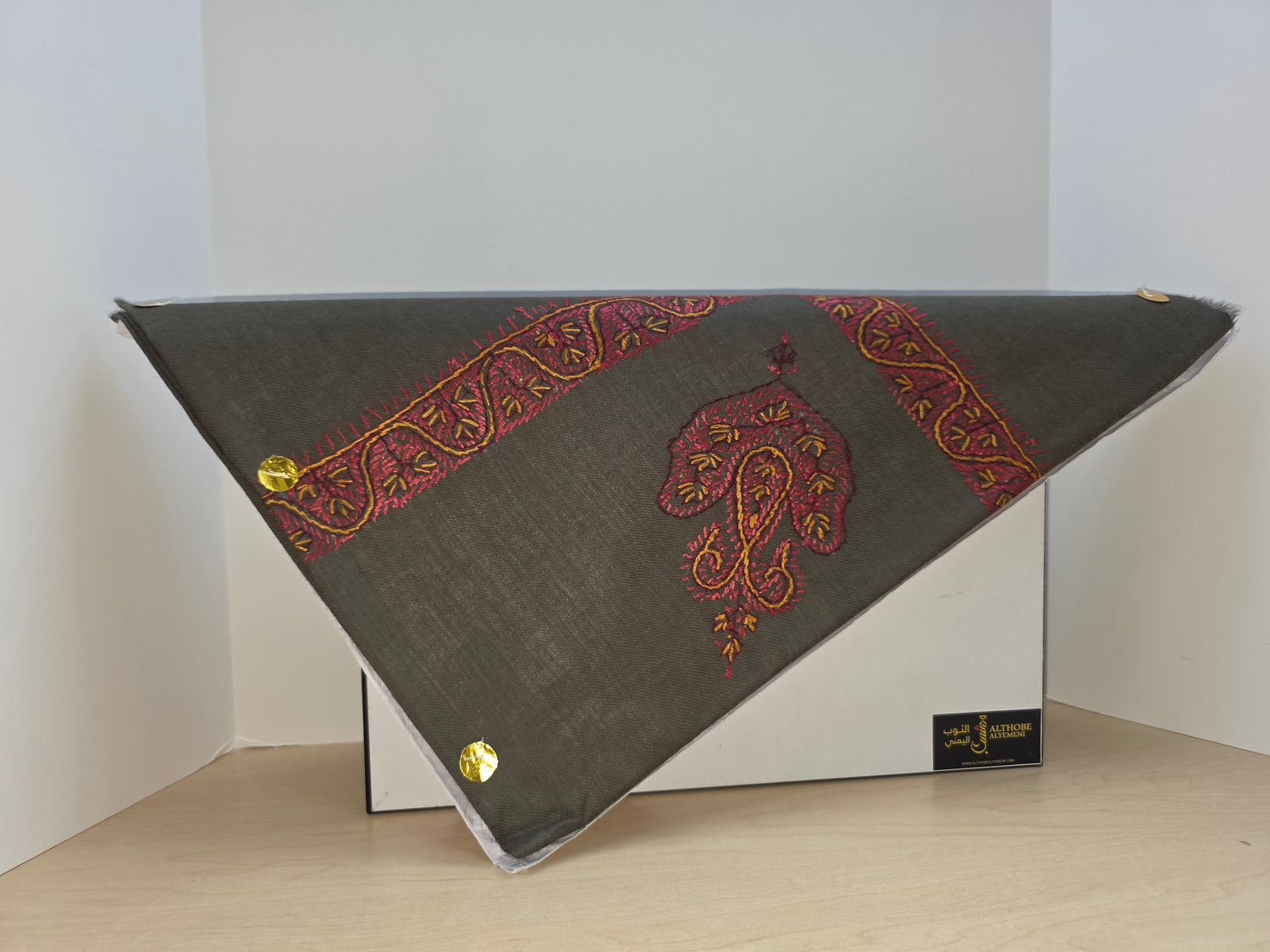 10165 Men Kashmiri Super Terma - شال كشميري سوبر ترمه